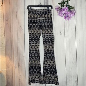 About A Girl Tribal Print Leggings